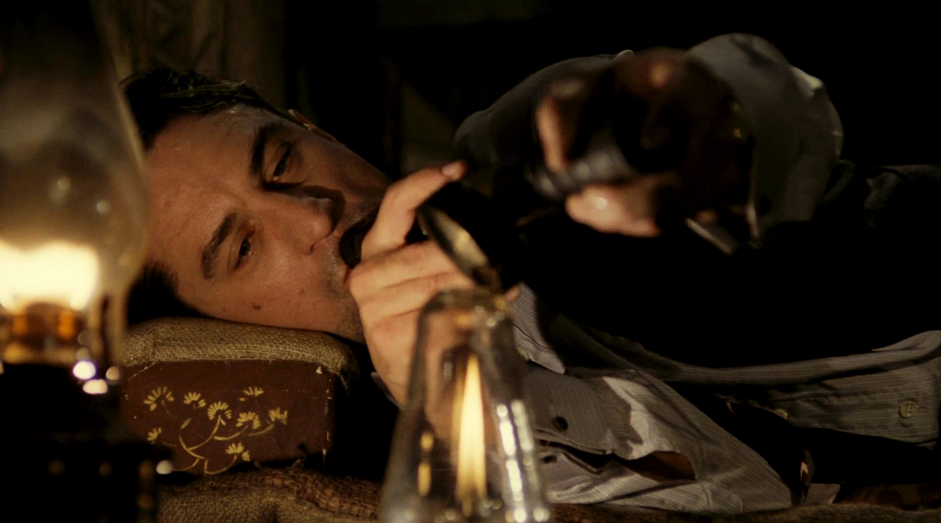 Once upon a time in America - Noodles (Robert De Niro) in the Chinese opium den