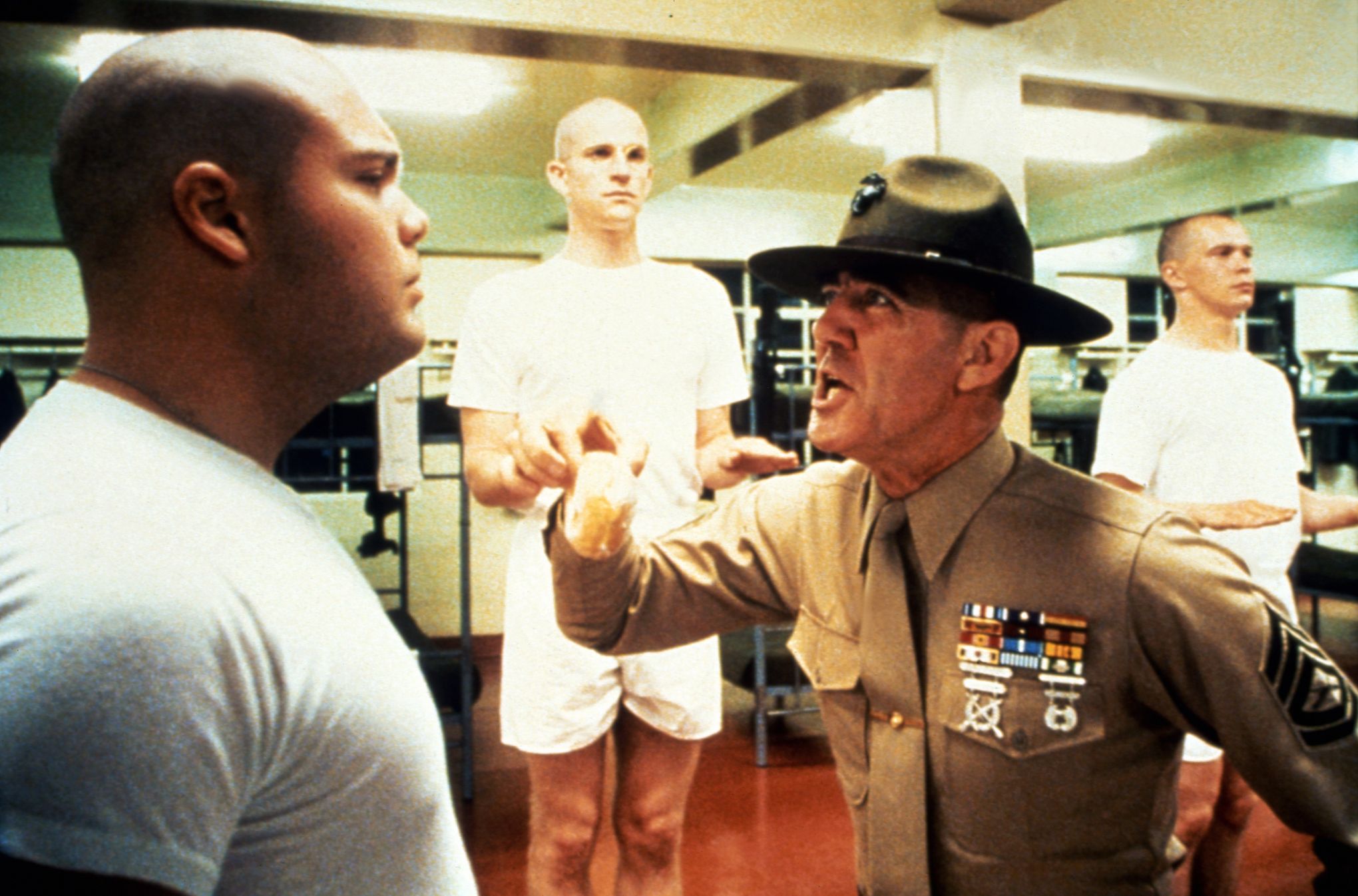 FULL METAL JACKET 1987 DIRECTED BY STANLEY KUBRICK Vincent d'Onofrio, Matthew Modine and R.Lee Ermey