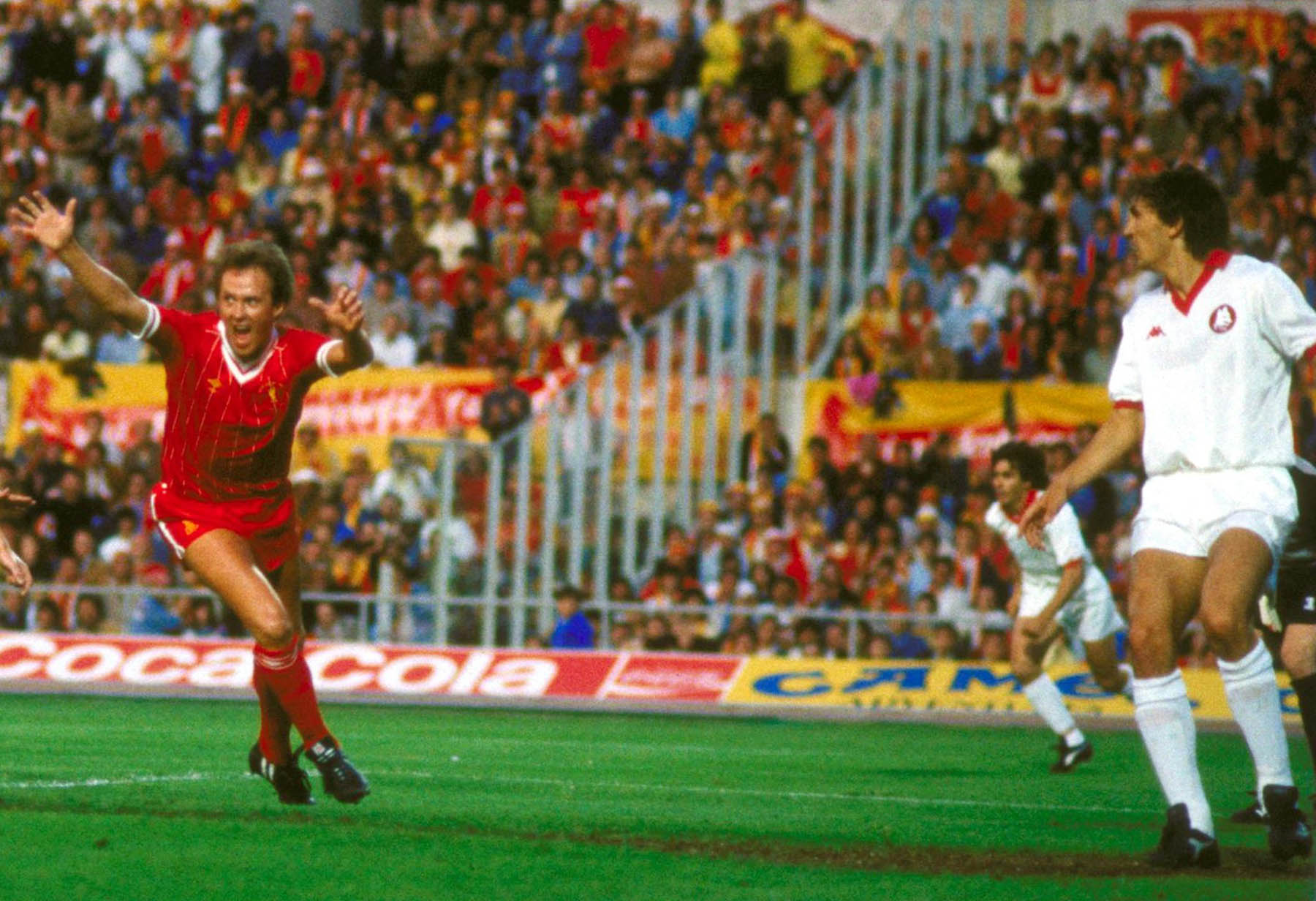 Coppa dei Campioni 1984, Liverpool-Roma - Phil Neal esulta dopo aver segnato il gol del vantaggio